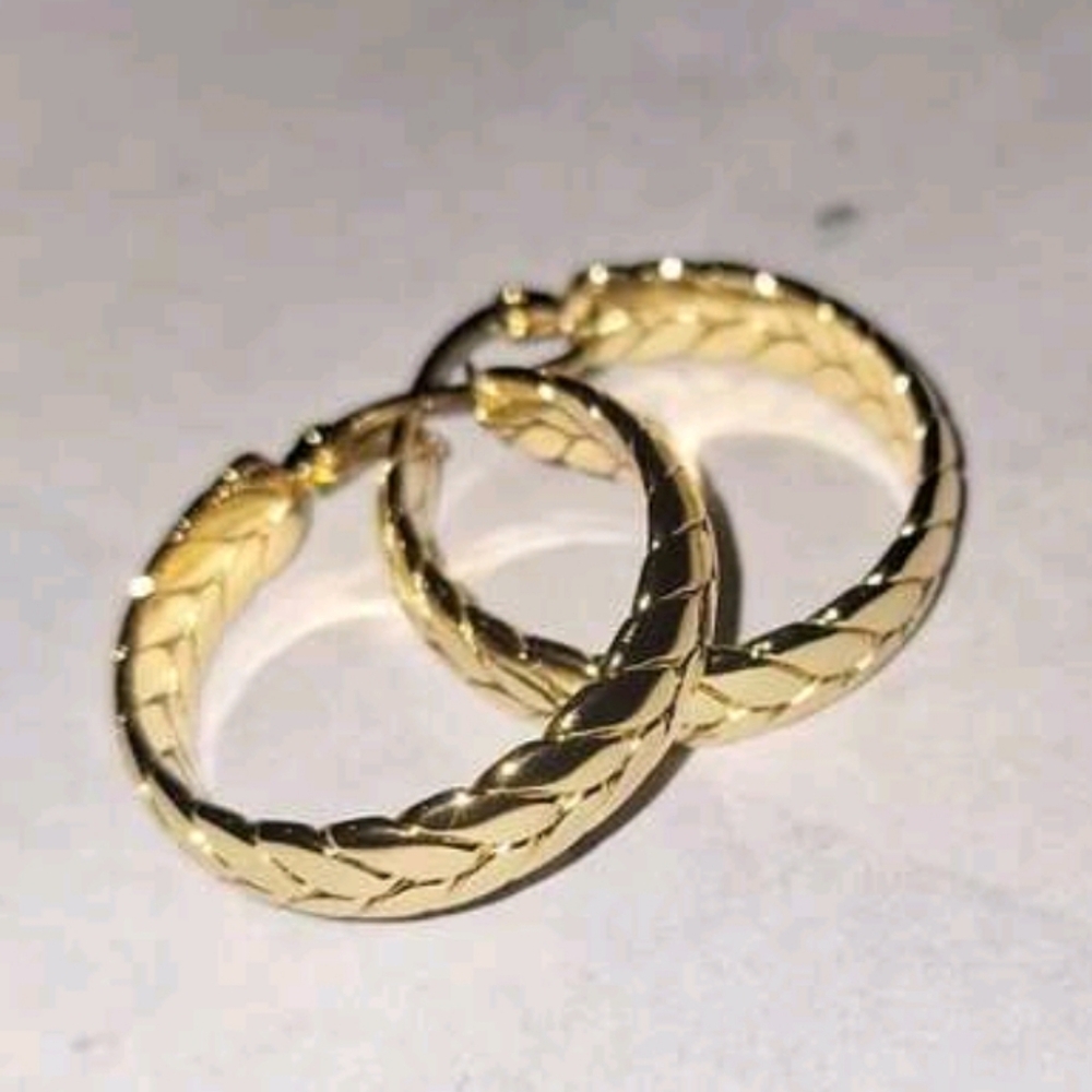C Shaped Hoop Earrings With Herringbone Pattern; NWOT